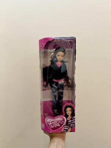 نادر / دمية فلة المميزة