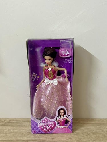 نادر / دمية فلة أميرة الأمنيات