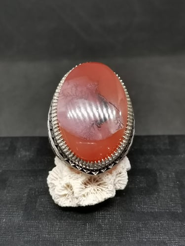 خاتم الفضة بحجر عقيق يماني مشجر بصياغة عباسي R عيا...