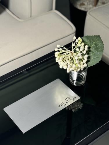 One service table tray