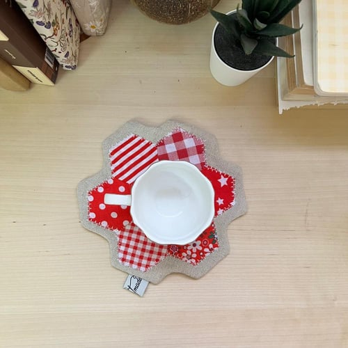 قاعدة أكواب قماشيه