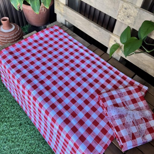 سفره أو مفرش طاوله صغير