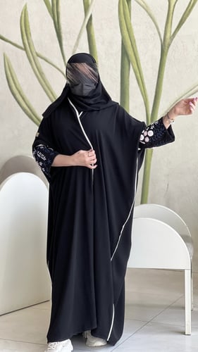 ننص بشت قماش الجوهرة بتطريز انيق