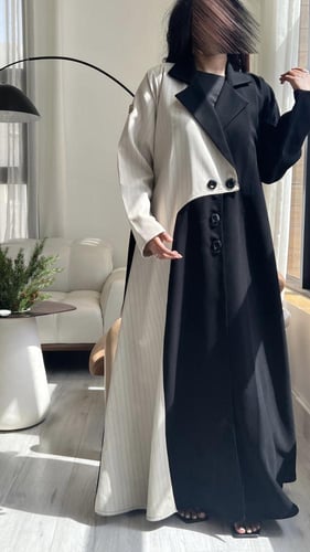 عباية كريب سراميك بتدخيلة كتان مقلم – تصميم عصري