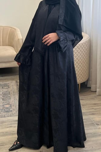 حربر ياباني الدرجه الاولى مشجر بياقه طرف شك ناعم