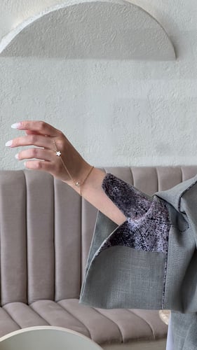 بشت اماراتي اكمام واسعه لنن