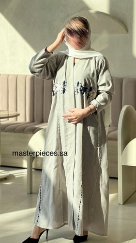 عبايه لننن مطرز
