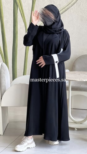 عباية قماش ملكي كوري بياقه مع جيوب