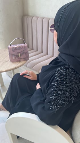 كريب باربي اندونسي نص كلوش شك فالاكتاف