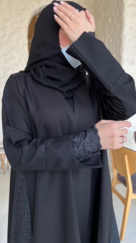 عباية كتان مع ركامه