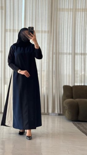 بليزر كريب كحلي بتدخيلة قماش مبطنة وقصّة انسيابية...