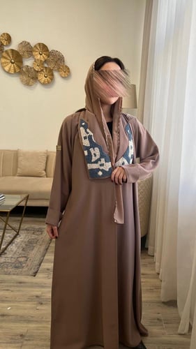 عبايه كريب خفيف شك يدوي