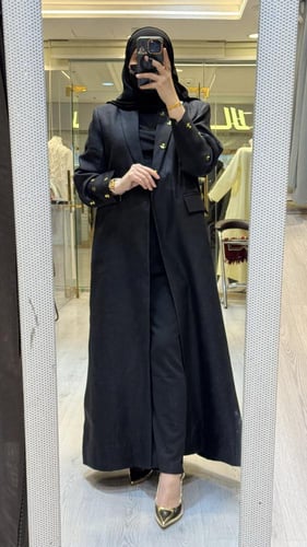 بليزر اسود مبطن بتفاصيل رسمية