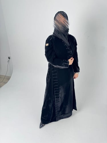 مخمل مطزر نص كلوش