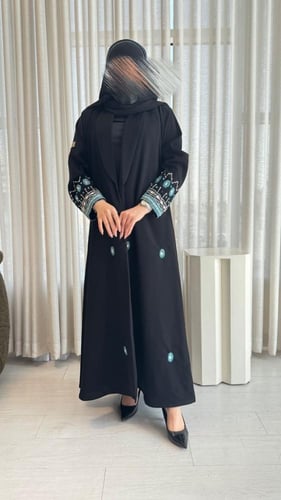 عباية كرريب تطريز شك يدوي ع الاكمام والعباية