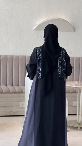 حريرر ياباني مع شك ترتر فالاكتاف