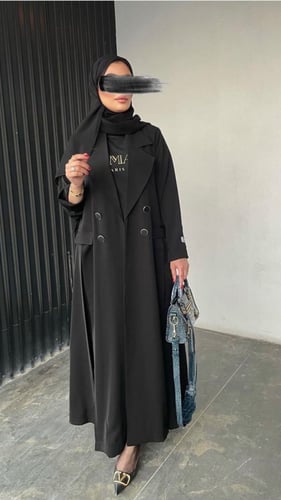 عباية كريب سراميك بياقة وازرار عمليه