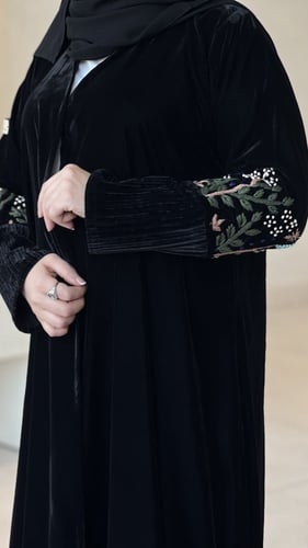 كلوش مخمل مع شك يدوي