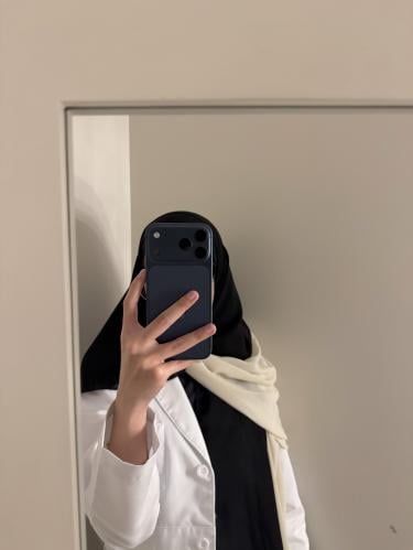 نص اسود نص بيج
