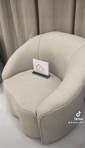 كرسي قماش شانيل