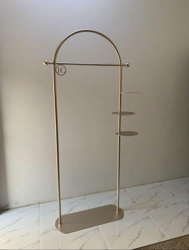 ستاند تعليق | كتابة الاسم حسب الطلب