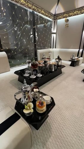 طقم طاولات ارضيه 5 قطع