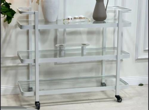 عربة تقديم مقاس متر