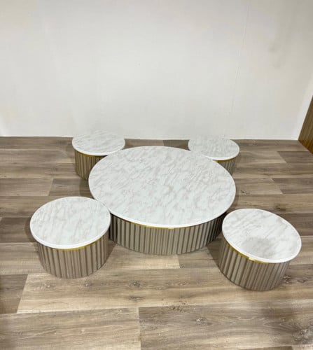 طقم طاولة مع 4 حبات خدمة