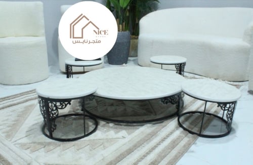 طقم طاولة مع 4 حبات خدمة