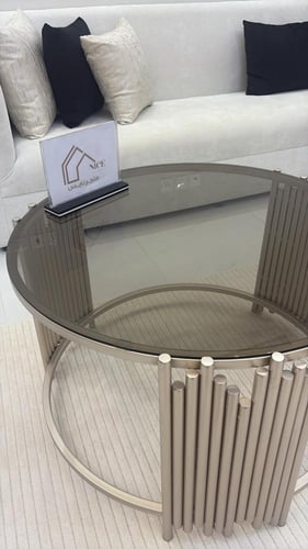 طاولة تقديم