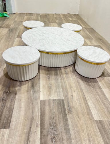 طقم طاولة مع 4 حبات خدمة