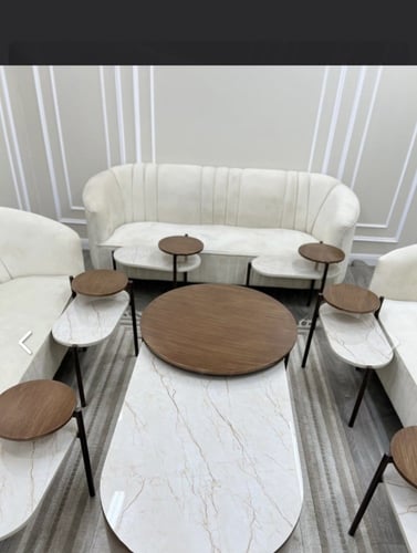 طقم طاولات مكون من 8 قطع