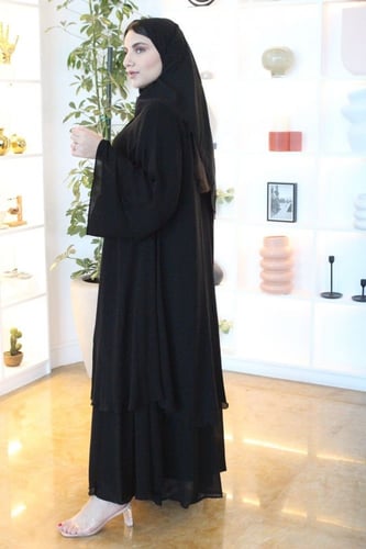 طبقتين نعومي