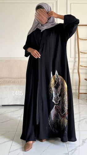 عباية كريب سبشل رسم يدوي وشك يدوي قصة عادية ستريت