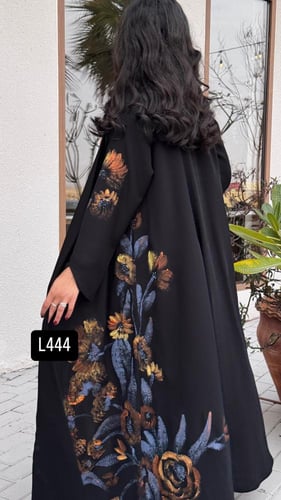 عباية كريب سبشل رسم يدوي وشك يدوي قصة عادية ستريت