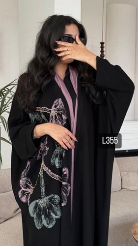 عباية كريب سبشل رسم يدوي قصة بشت