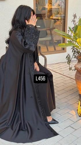 عباية هاي سوفي تطريز كمبيوتر قصة عادية