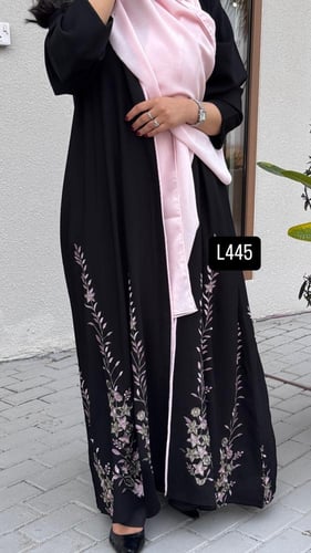 عباية كريب سبشل تطريز كمبيوتر قصة عادية