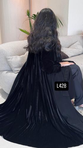 عباية كريب سبشل مع مخمل كسرات قصة كلوش