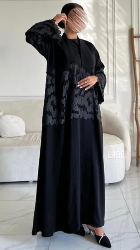 عباية كريب سبشل مع دانتيل قصة عادية ستريت