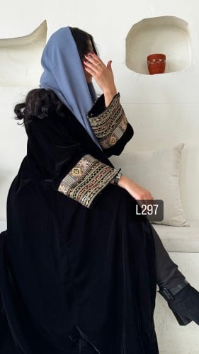 عباية شتوية مخمل سدو قصة عادية ستريت