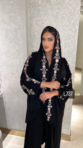 عباية كريب بلقيس تطريز يدوي قصة عادية ستريت