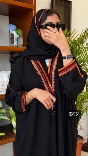 عباية كريب بلقيس تطريز يدوي قصة نص بشت