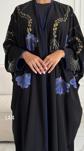 عباية كريب سبشل رسم يدوي وشك يدوي قصة بشت