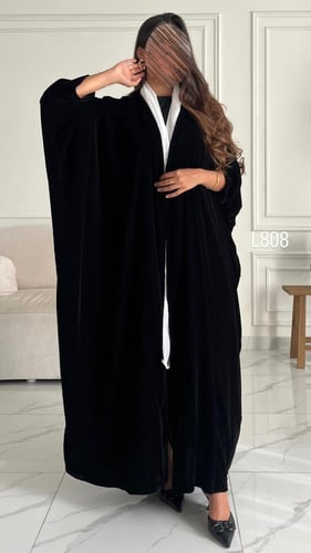 عباية مخمل رسم يدوي وشك يدوي قصة بشت