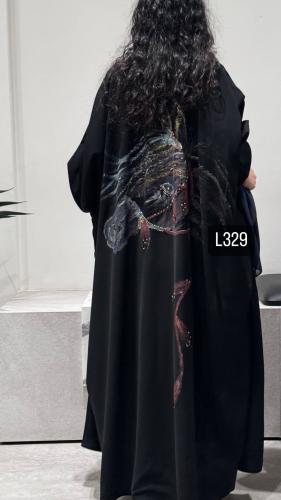 عباية كريب سبشل رسم وشك يدوي قصة بشت