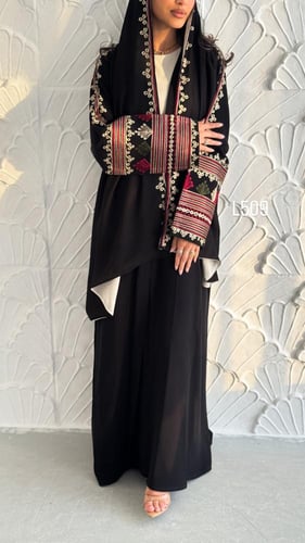 عباية كريب سبشل تطريز يدوي هاري قصة عادية ستريت