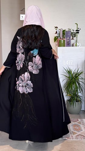 عباية كريب سبشل رسم يدوي وشك يدوي قصة عادية ستريت