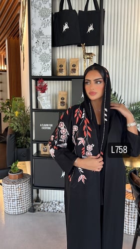 عباية كريب بلقيس تطريز يدوي قصة عادية ستريت