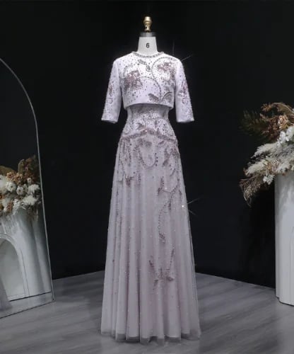 فستان سهرة وردي فاخر من قطعتين مرصع باللؤلؤ للمناسبات